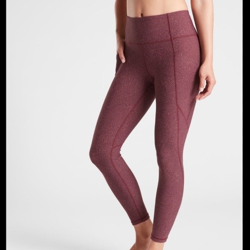 Athleta Salutation Stash Pocket Leggings